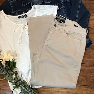 Lucky Brand Sofia Khaki Capris Size 12/31